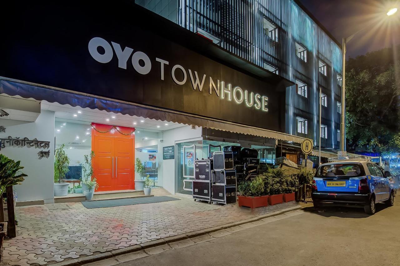 Vaccinated Staff- Oyo Townhouse 105 Khar West Station Hotel Bombay Eksteriør billede